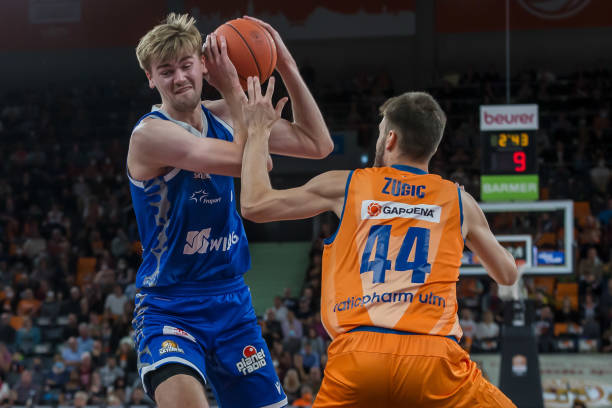 己的亮点 己的亮点